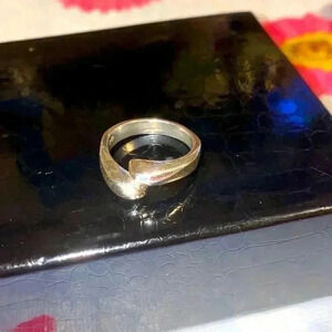 Simple and Laconic design Sterling  Silver ring from Mexico 🇲🇽 Adjustable Size